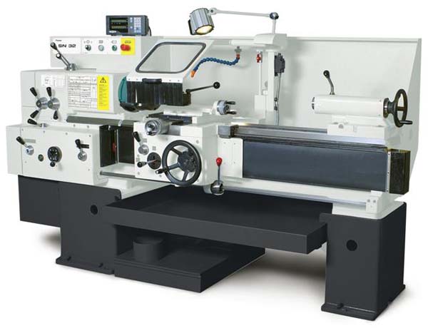 SN-32 Загальний вигляд токарно-гвинторізного верстата Загальний вигляд універсального токарно-гвинторізного верстата SN-32